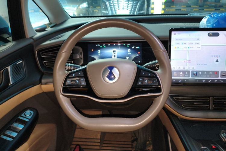 Used Denza D9 2022 DM-i 970 Four-Wheel Drive Prestige Model Steering Wheel