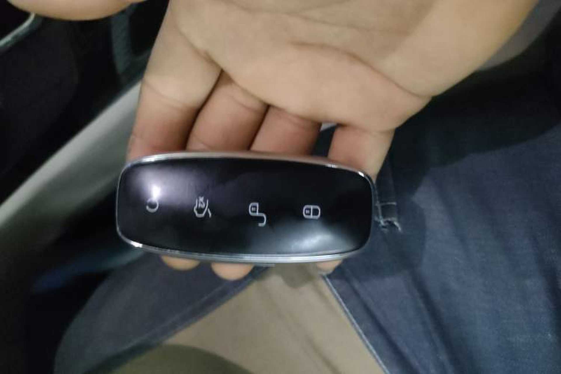 Used Denza D9 2022 DM-i 970 Four-Wheel Drive Prestige Model Vehicle Key