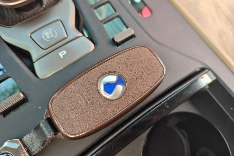 Used Denza D9 2022 EV 600 Four-Wheel Drive Prestige Model Vehicle Key