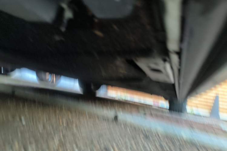 Used Denza D9 2022 DM-i 970 Four-Wheel Drive Flagship Model Chassis Front Left