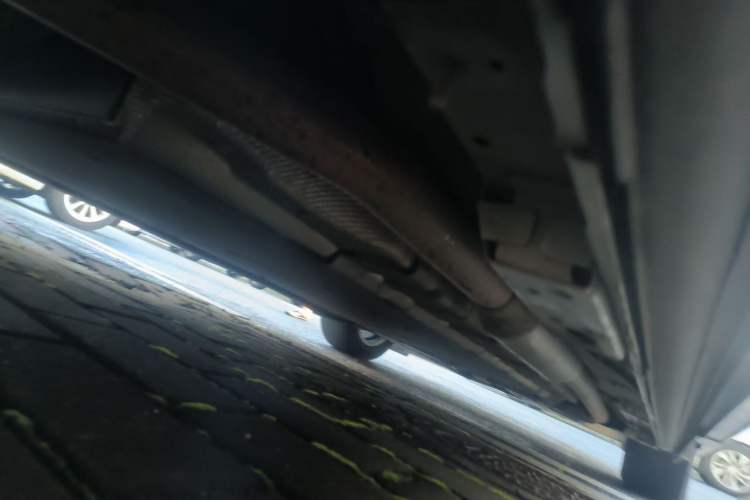 Used Denza D9 2022 DM-i 970 Four-Wheel Drive Flagship Model Chassis Rear Right