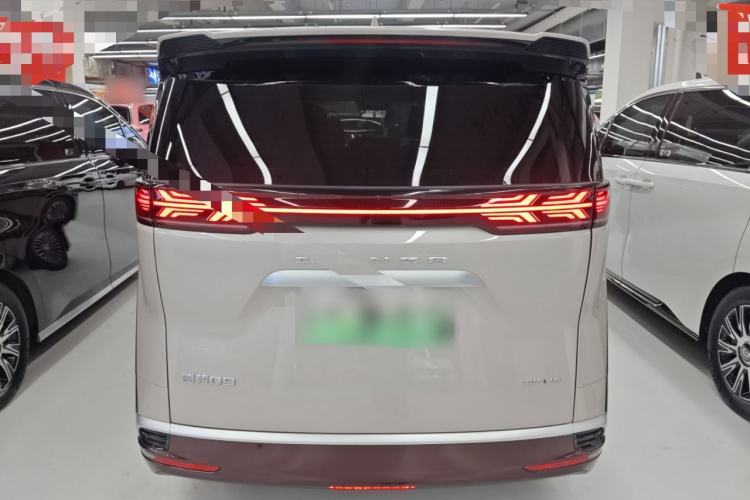Used Denza D9 2022 DM-i 970 Four-Wheel Drive Flagship Model Rear