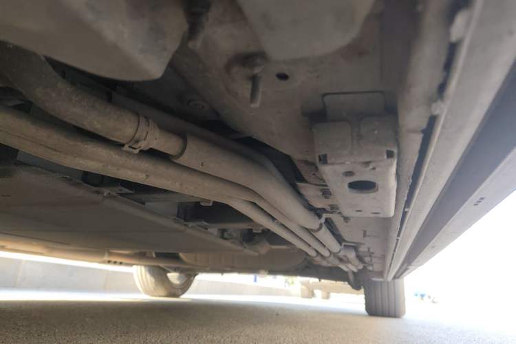 Used Denza D9 2023 DM-i 945 Business Edition Chassis Front Left