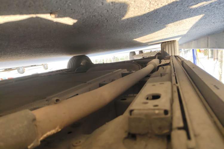 Used Denza D9 2023 DM-i 945 Business Edition Chassis Front Right
