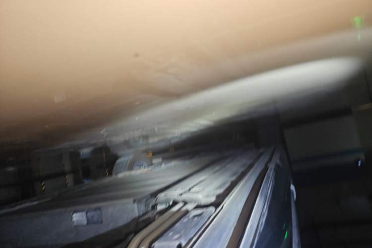 Used Denza D9 2023 DM-i 965 Luxury Model Chassis Rear Left