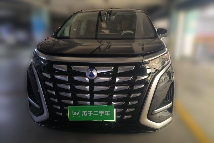 Used Denza D9 2023 DM-i 965 Luxury Model Front