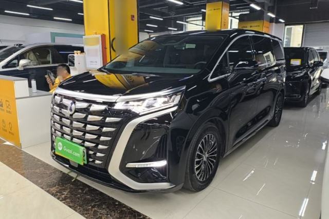 Used Denza D9 2023 DM-i 965 Luxury Model