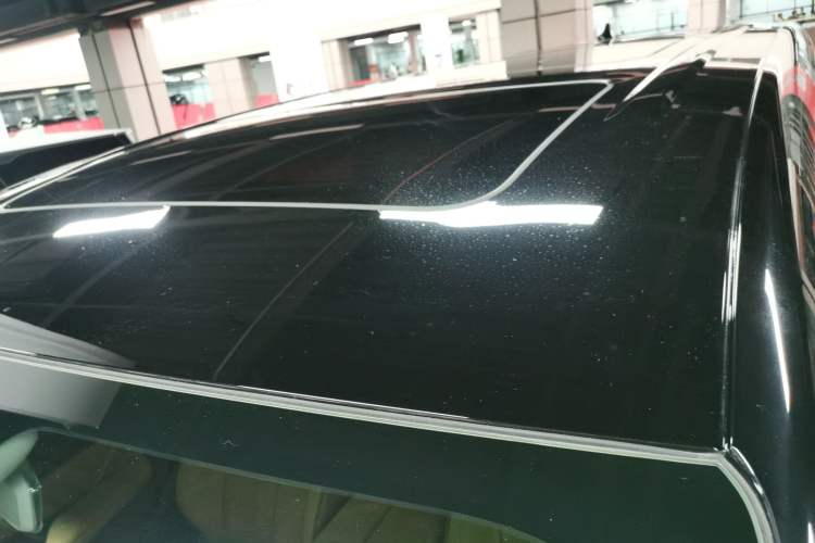 Used Denza D9 2023 DM-i 965 Luxury Model Roof