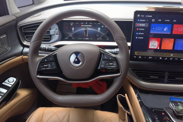 Used Denza D9 2023 DM-i 965 Luxury Model Steering Wheel