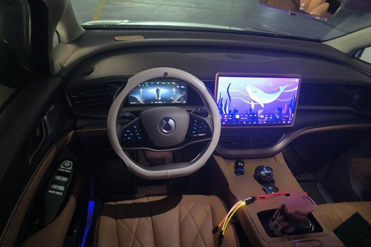 Used Denza D9 2023 DM-i 965 Luxury Model Steering Wheel