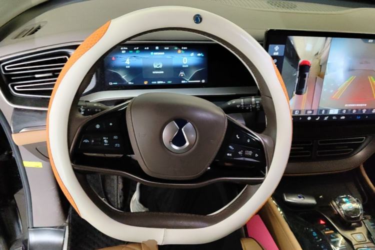 Used Denza D9 2023 DM-i 965 Luxury Model Steering Wheel
