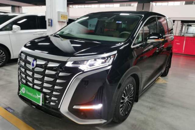 Used Denza D9 2023 DM-i 965 Luxury Model