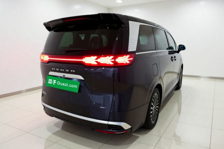Used Denza D9 2023 DM-i 965 Luxury Model Rear Right 45 Deg