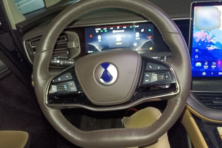 Used Denza D9 2023 DM-i 965 Luxury Model Steering Wheel
