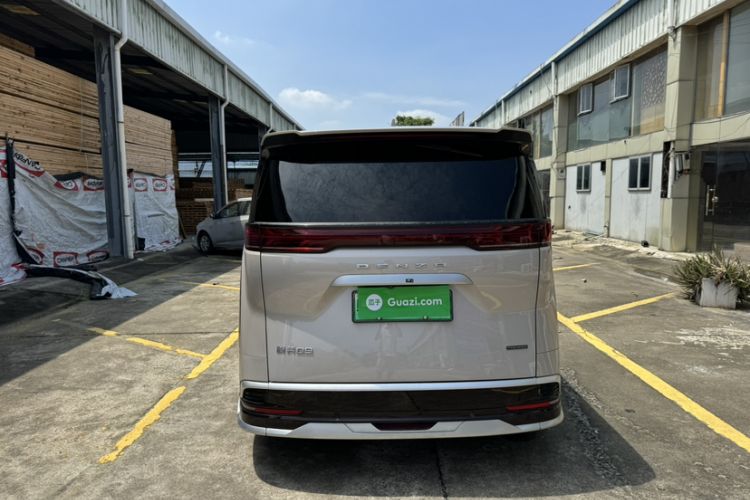 Used Denza D9 2023 PREMIER Founder Edition Exterior 4