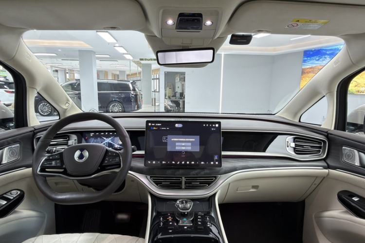 Used Denza D9 2023 PREMIER Founder Edition Interior 10