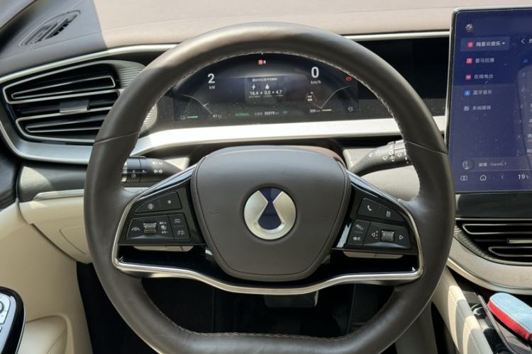 Used Denza D9 2023 PREMIER Founder Edition Steering Wheel