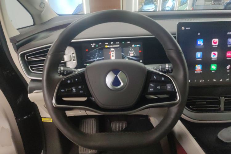 Used Denza D9 2023 PREMIER Founder Edition Steering Wheel