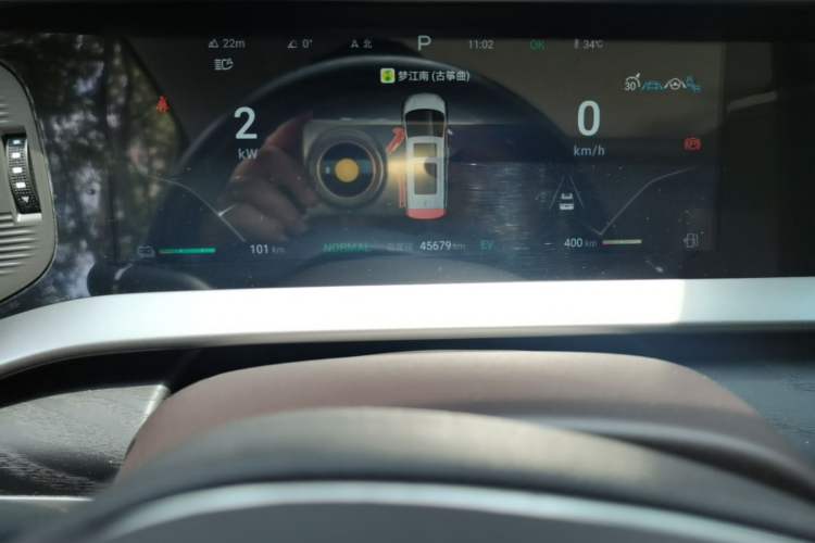 Used Denza D9 2023 PREMIER Founder Edition Odometer Close Up