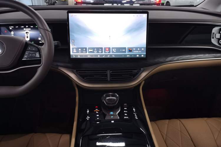 Used Denza D9 2023 DM-i 965 Luxury Model Audio And AC Panel