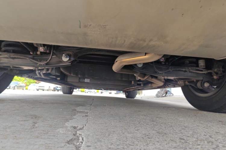 Used Denza D9 2023 DM-i 965 Luxury Model Chassis Rear