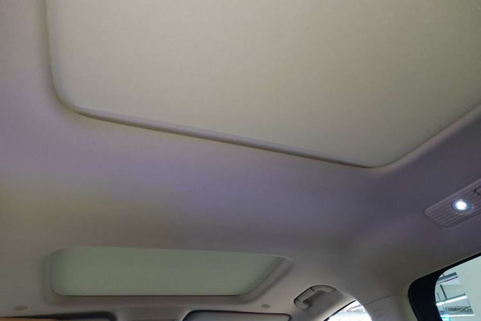 Used Denza D9 2023 DM-i 945 Business Edition Headliner