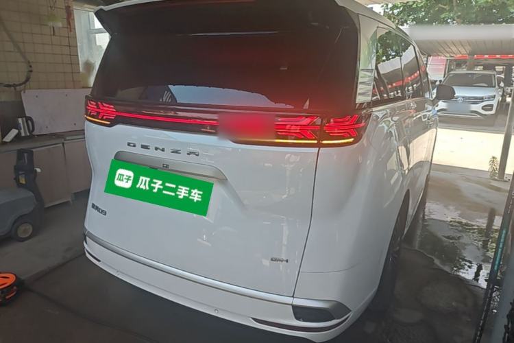 Used Denza D9 2023 DM-i 965 Luxury Model Rear Right 45 Deg