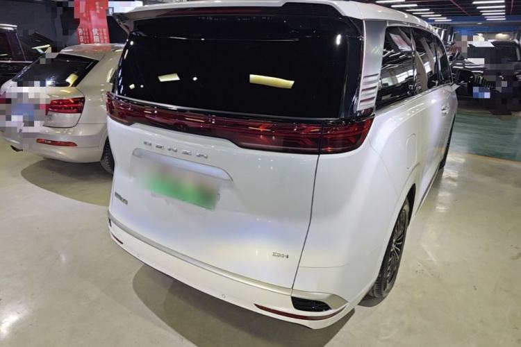 Used Denza D9 2023 DM-i 945 Business Edition Rear Right 45 Deg