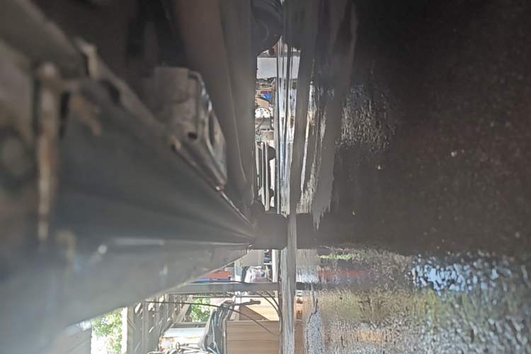 Used Denza D9 2023 DM-i 965 Luxury Model Right Side Sill