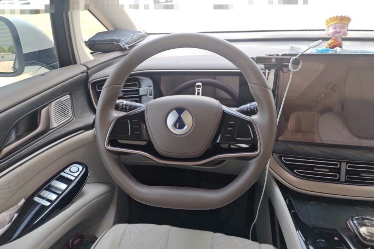 Used Denza D9 2023 DM-i 965 Luxury Model Steering Wheel