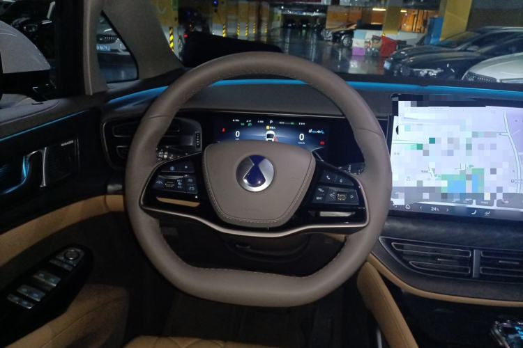Used Denza D9 2023 DM-i 965 Luxury Model Steering Wheel