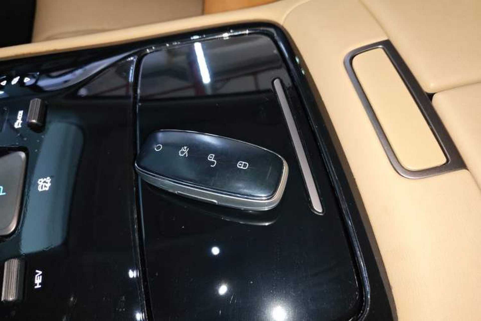 Used Denza D9 2023 DM-i 945 Business Edition Vehicle Key