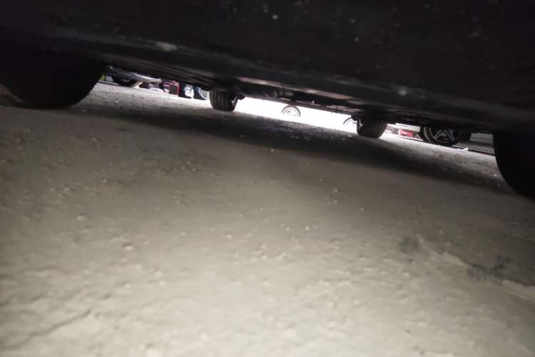 Used Denza D9 2023 PREMIER Founder Edition Chassis Front