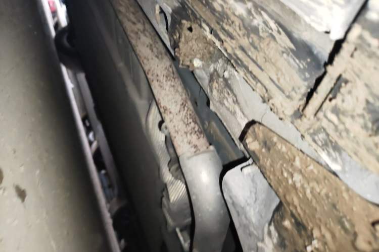 Used Denza D9 2023 PREMIER Founder Edition Chassis Front Right