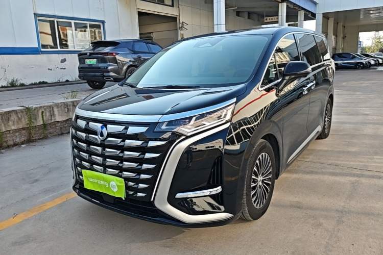 Used Denza D9 2024 DM-i 980 Four-Wheel Drive Prestige Model Guazi used car, China used car export, Used car for sale, Used Denza cars, Cheapest cars for sale