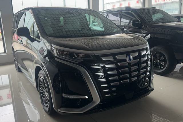 Used Denza D9 2024 DM-i 980 Four-Wheel Drive Prestige Model