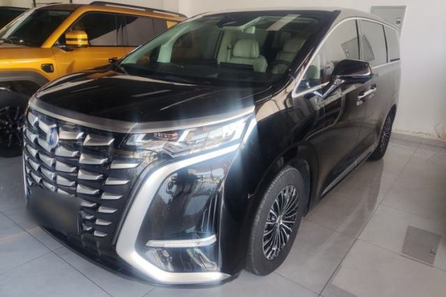 Denza D9 2024 DM-i 980 Four-Wheel Drive Prestige Model usado