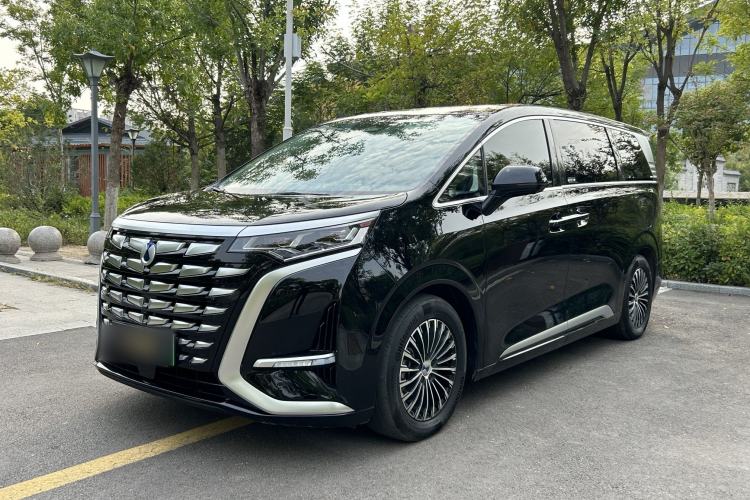 Denza D9 2024 DM-i 980 Four-Wheel Drive Prestige Model - Premium