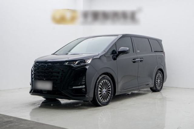 Ojetý Denza D9 2024 DM-i 1050 Luxury Model