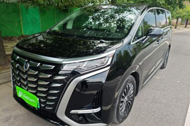Used Denza D9 2024 DM-i 980 Four-Wheel Drive Flagship Model