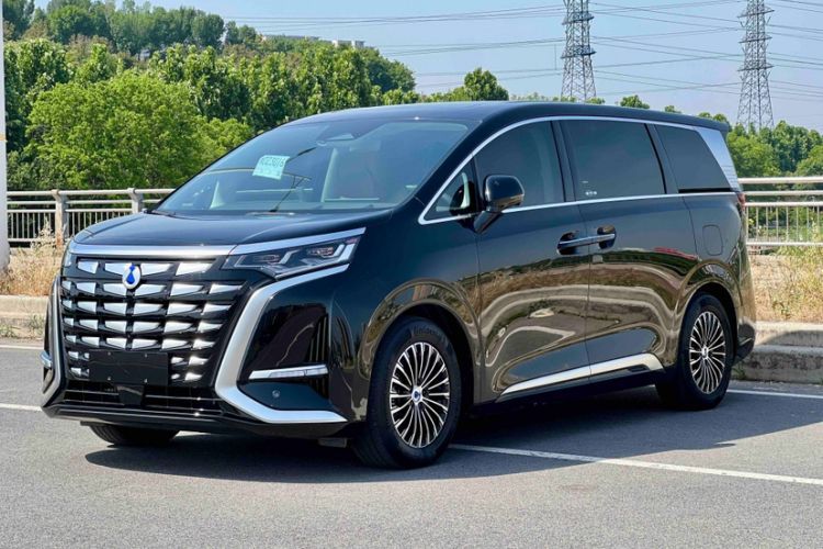 Used Denza D9 2024 DM-i 980 Four-Wheel Drive Prestige Model Guazi used car, China used car export, Used car for sale, Used  cars, Cheapest cars for sale