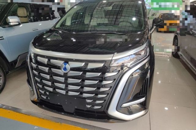 Used Denza D9 2024 DM-i 970 Luxury Model