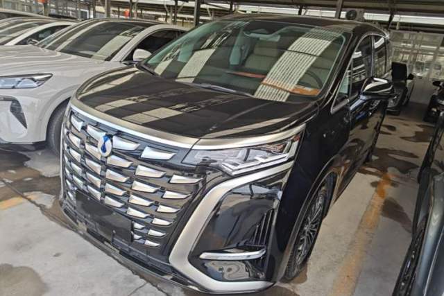 Used Denza D9 2024 DM-i 1050 Luxury Model