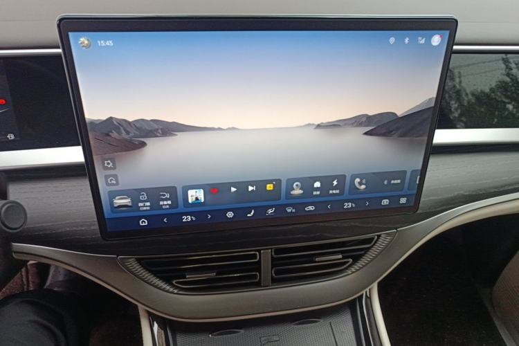 Used Denza D9 2024 DM-i 980 Four-Wheel Drive Prestige Model Audio And AC Panel