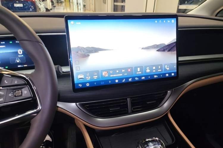 Used Denza D9 2024 DM-i 980 Four-Wheel Drive Prestige Model Audio And AC Panel