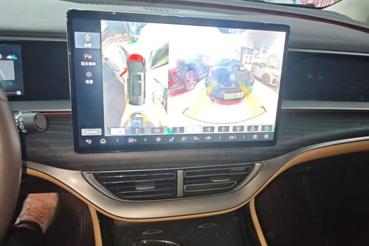 Used Denza D9 2024 DM-i 980 Four-Wheel Drive Flagship Model Audio And AC Panel