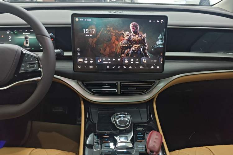 Used Denza D9 2024 DM-i 980 Four-Wheel Drive Prestige Model Audio And AC Panel