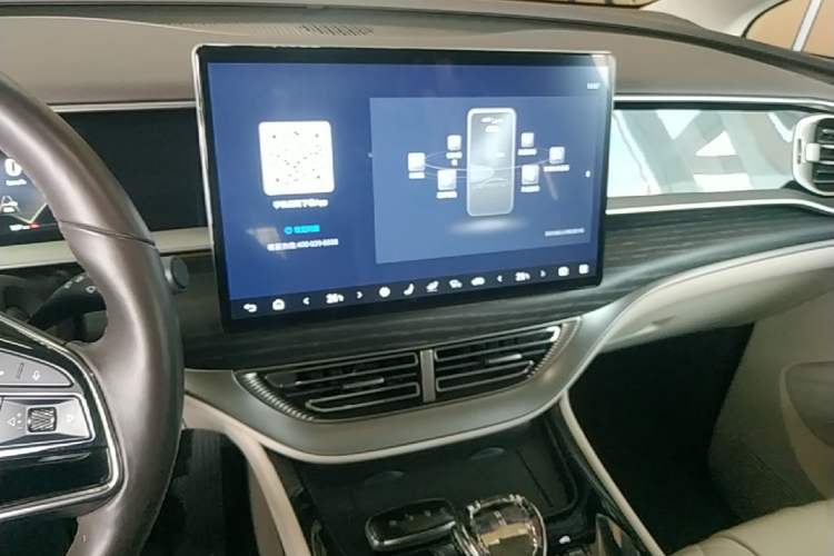 Used Denza D9 2024 DM-i 980 Four-Wheel Drive Flagship Model Audio And AC Panel