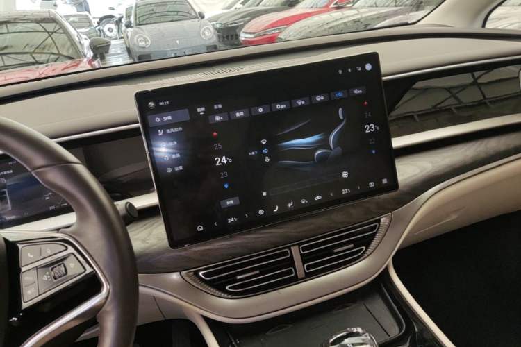 Used Denza D9 2024 DM-i 1050 Luxury Model Audio And AC Panel