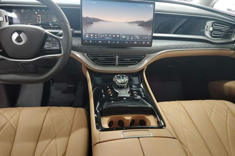 Used Denza D9 2024 DM-i 1050 Luxury Model Audio And AC Panel